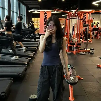 任飞凡